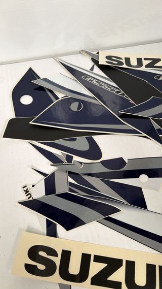 Juego de emblemas para Suzuki, GS500. Ref. 68130-0BE20-LR5