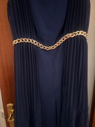 Mono de seda y raso de la marca marciano de guess.