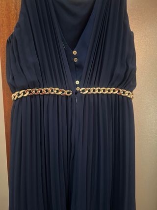 Mono de seda y raso de la marca marciano de guess.