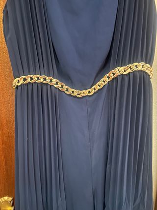 Mono de seda y raso de la marca marciano de guess.