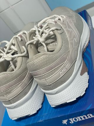 Zapatillas Joma Meta Beige y Rosa