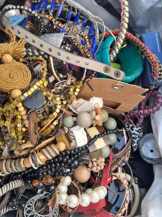 Lote de bisutería variada