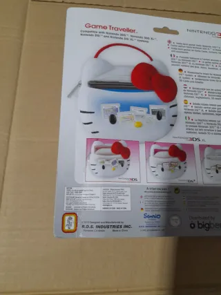 NUEVO. Custodia Hello Kitty 3DS Game Traveller