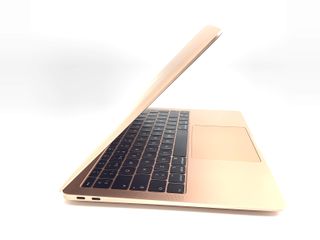 portatil apple apple macbook air core i5 1.6 13 retina (2018) (a1932)