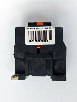 LOTE DE 39 CONTACTORES TELEMECANIQUE