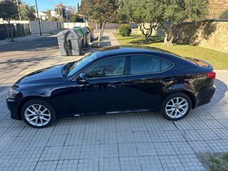 Lexus IS 2011