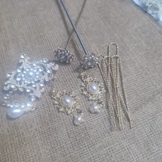 Aderezo niña oro con perlas