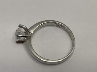 sortija oro 18k con diamante de laboratorio