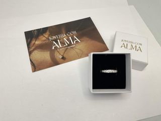 anillo oro 18k con piedra con diamante de laboratorio