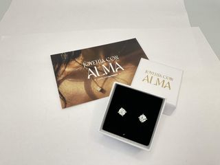 pendientes oro 18k con piedra con diamante de laboratorio