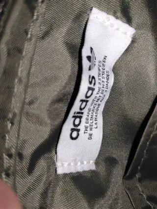 Riñonera Adidas verde + cartetera duran