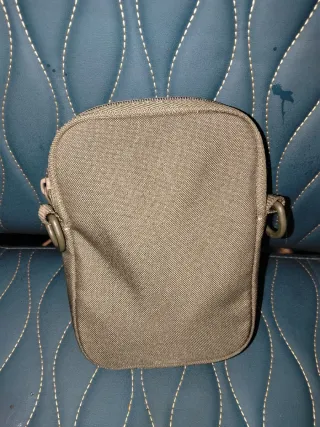 Riñonera Adidas verde + cartetera duran