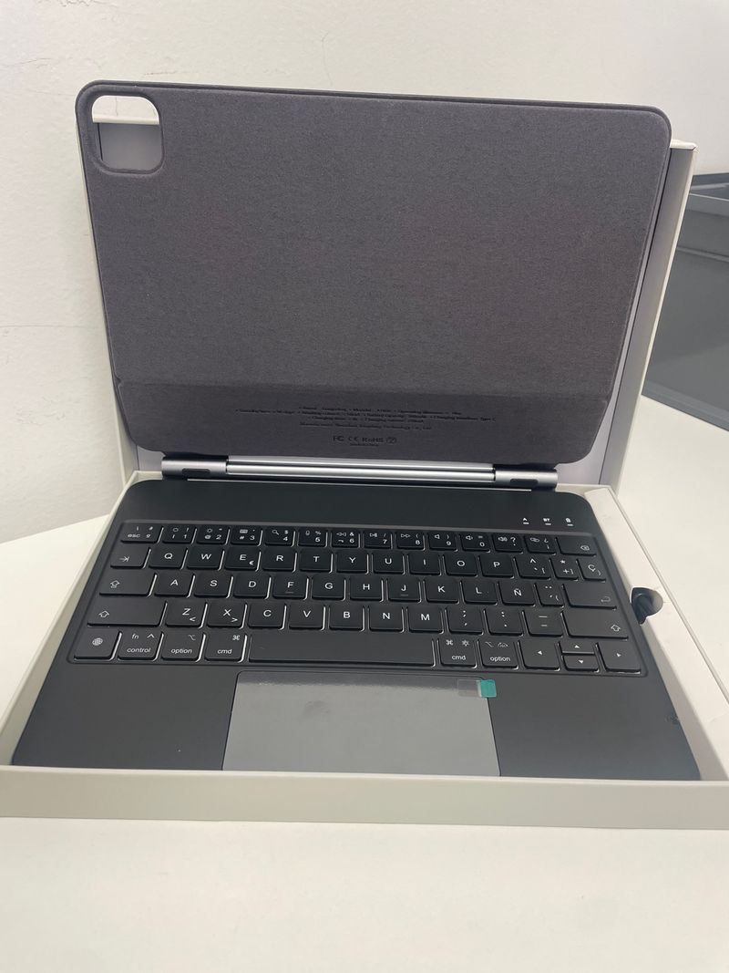 Funda Teclado Apple iPad (NO ORIGINAL)