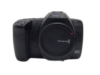 videocamara profesional blackmagic pocket 6k g2