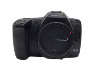 videocamara profesional blackmagic pocket 6k g2