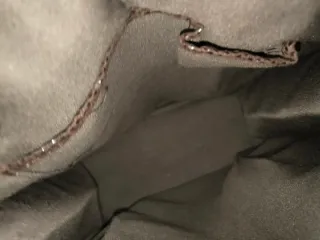 Bolso marrón efecto piel de serpiente