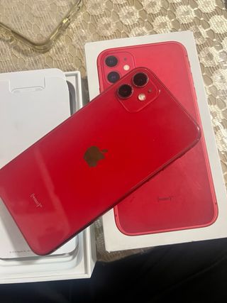 iPhone 11 Rojo - Buen Estado