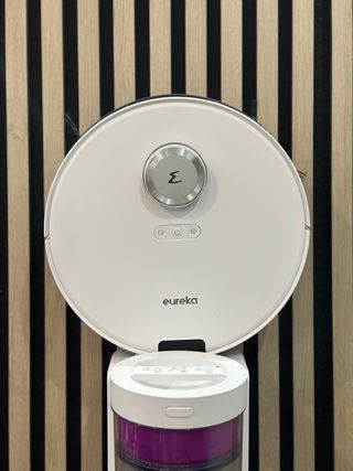 Robot Aspirador Eureka