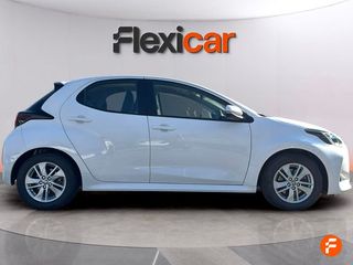 Toyota Yaris 1.5 120H Business Plus