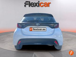 Toyota Yaris 1.5 120H Business Plus