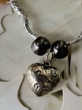 Colgante Corazón Vintage Triple con Abalorios