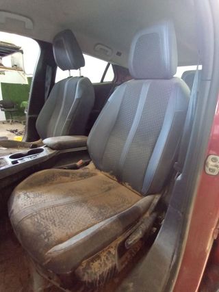 ASIENTO DELANTERO IZQUIERDO PEUGEOT 2008 (P1)