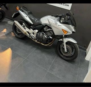 Honda CBF 600 SA 2005 Plata Carburación