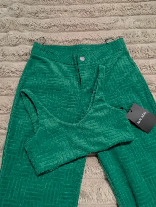 Set Top + Pantalón Verde