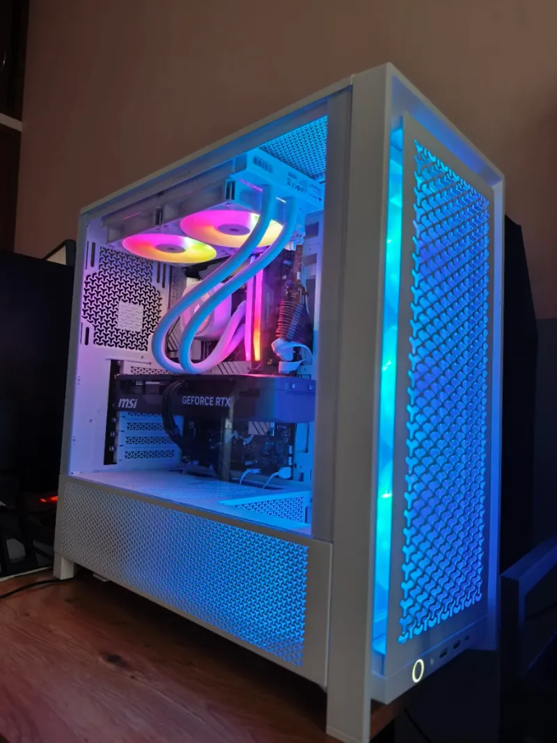PC Gaming RTX 5070ti + i7