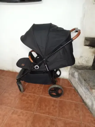 Silla de paseo Kinderkraft negra