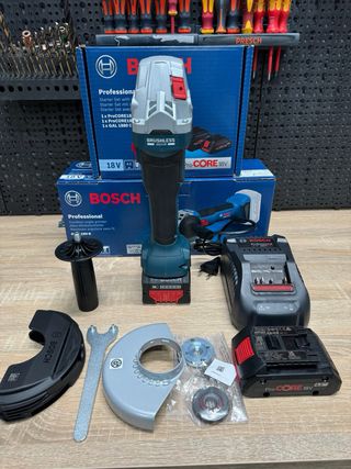 Radial gws 18v-8 +cargador +4ah y 5,5 ultima stock