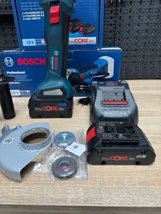 Radial gws 18v-8 +cargador +4ah y 5,5 ultima stock