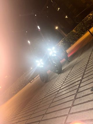 Patinete Eléctrico ZT3 Pro 1600W Negro y rojo