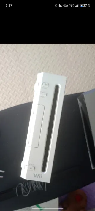 Nintendo Wii + Wii Sports Resort + Cables