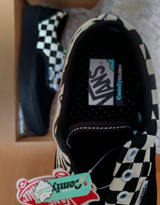 Zapatillas Vans NUEVAS con CAJA