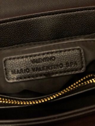 Bolso Valentino Negro Piel Cadena Dorada