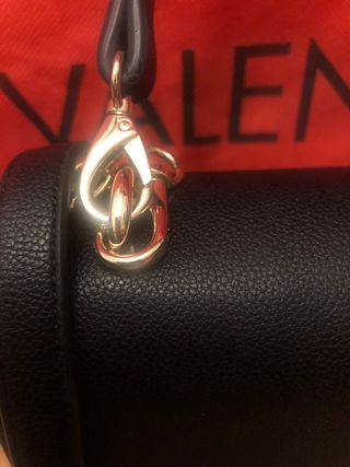Bolso Valentino Negro Piel Cadena Dorada