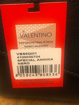 Bolso Valentino Negro Piel Cadena Dorada