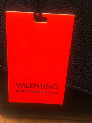 Bolso Valentino Negro Piel Cadena Dorada