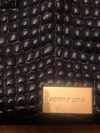 Bolso Bimba y Lola Negro Piel Cocodrilo