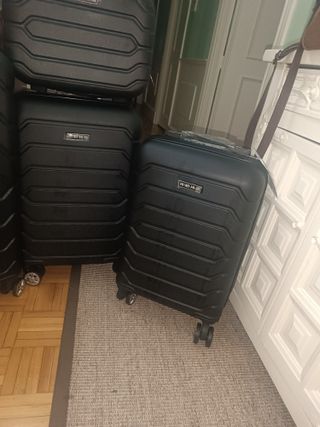 Conjunto 4 maletas de viaje negras