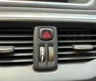 9123682 WARNING VOLVO V40