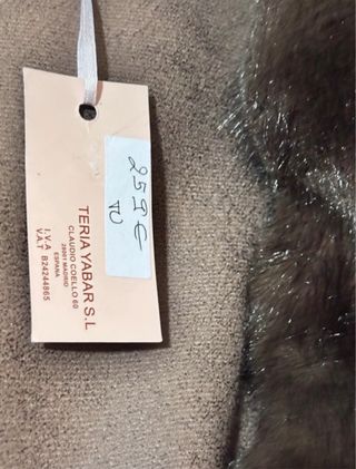 ABRIGO LARGO OVERSIZE A ESTRENAR TERIA YABAR