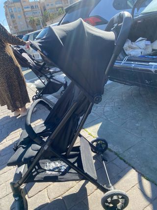 Silla de paseo negra hasta 22kg