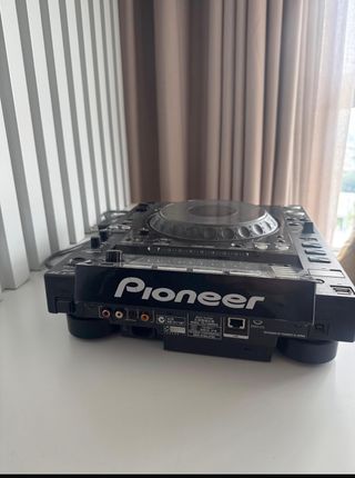 Pioneer CDJ-2000 Nexus