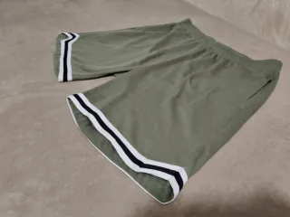 Pantalón corto deportivo hombre