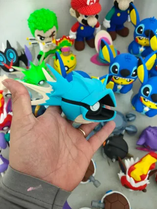Seadra Pokémon com Pokebola