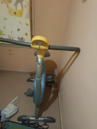 Bicicleta Estática Gimnasio