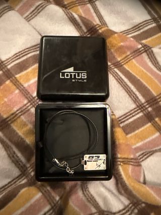 Collar Lotus Marc Márquez