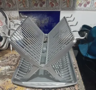 Escurreplatos plegable color plata